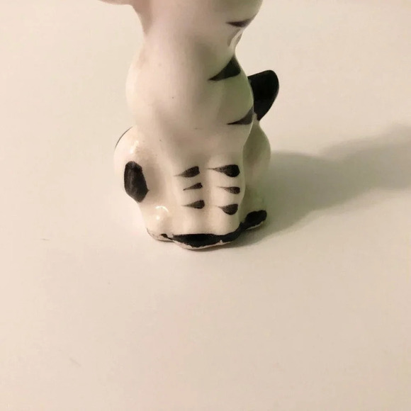 Vintage Tiny Zebra Ceramic Figurine Japan 2.25 Inch Tall  Collectible Figure - Picture 9 of 11